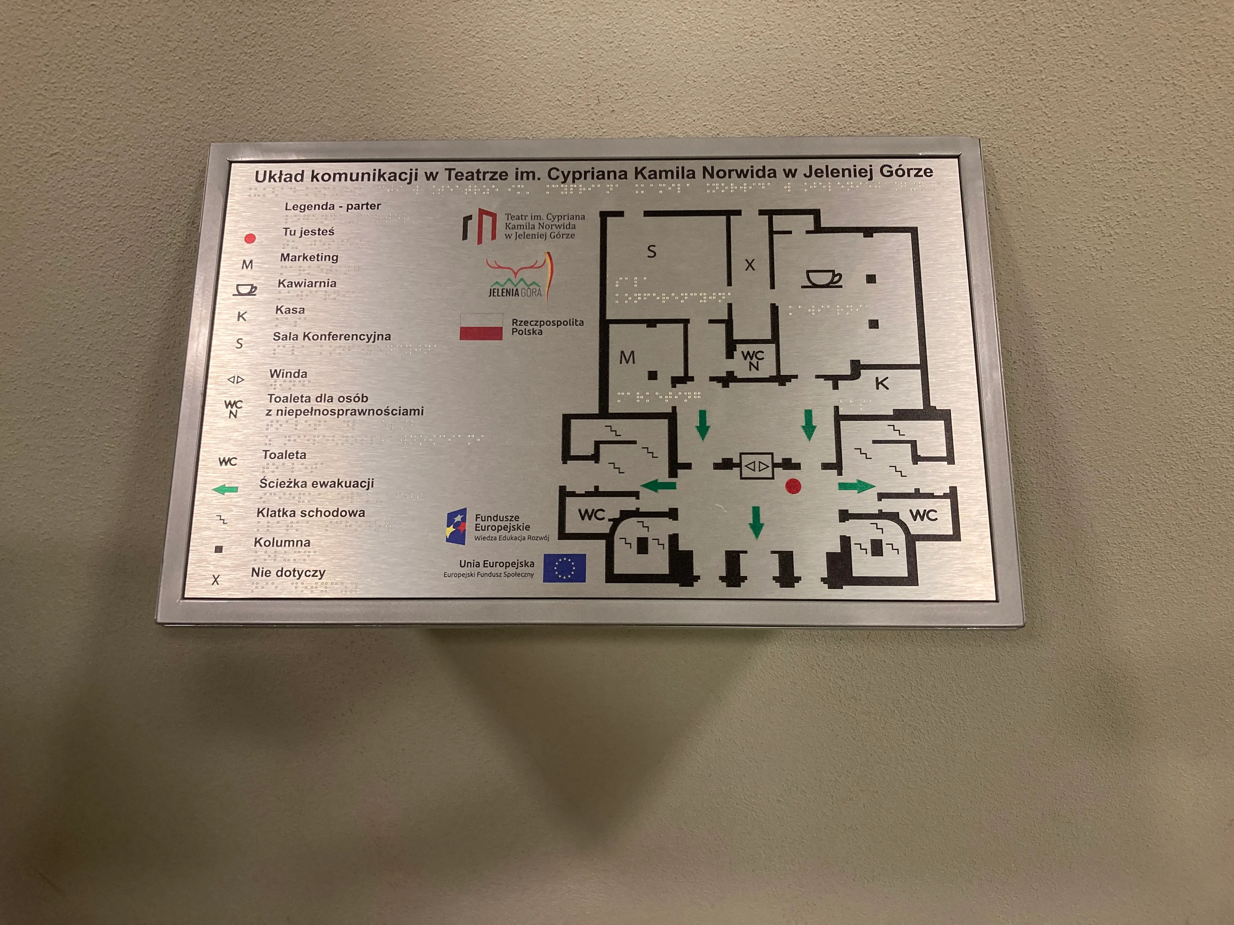 Plan tyflograficzny komunikacji w Teatrze im. Norwida w Jeleniej Górze